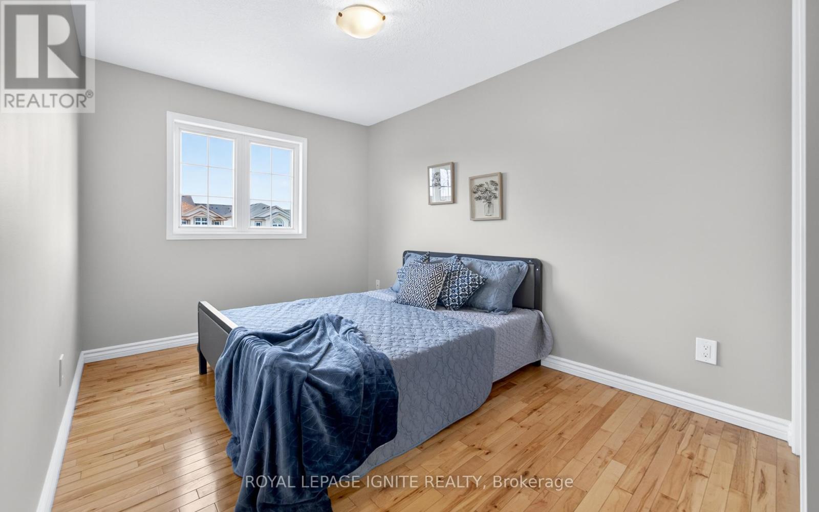 30 Bridlewreath Street, Kitchener, ON - Indoor Photo Showing Bedroom