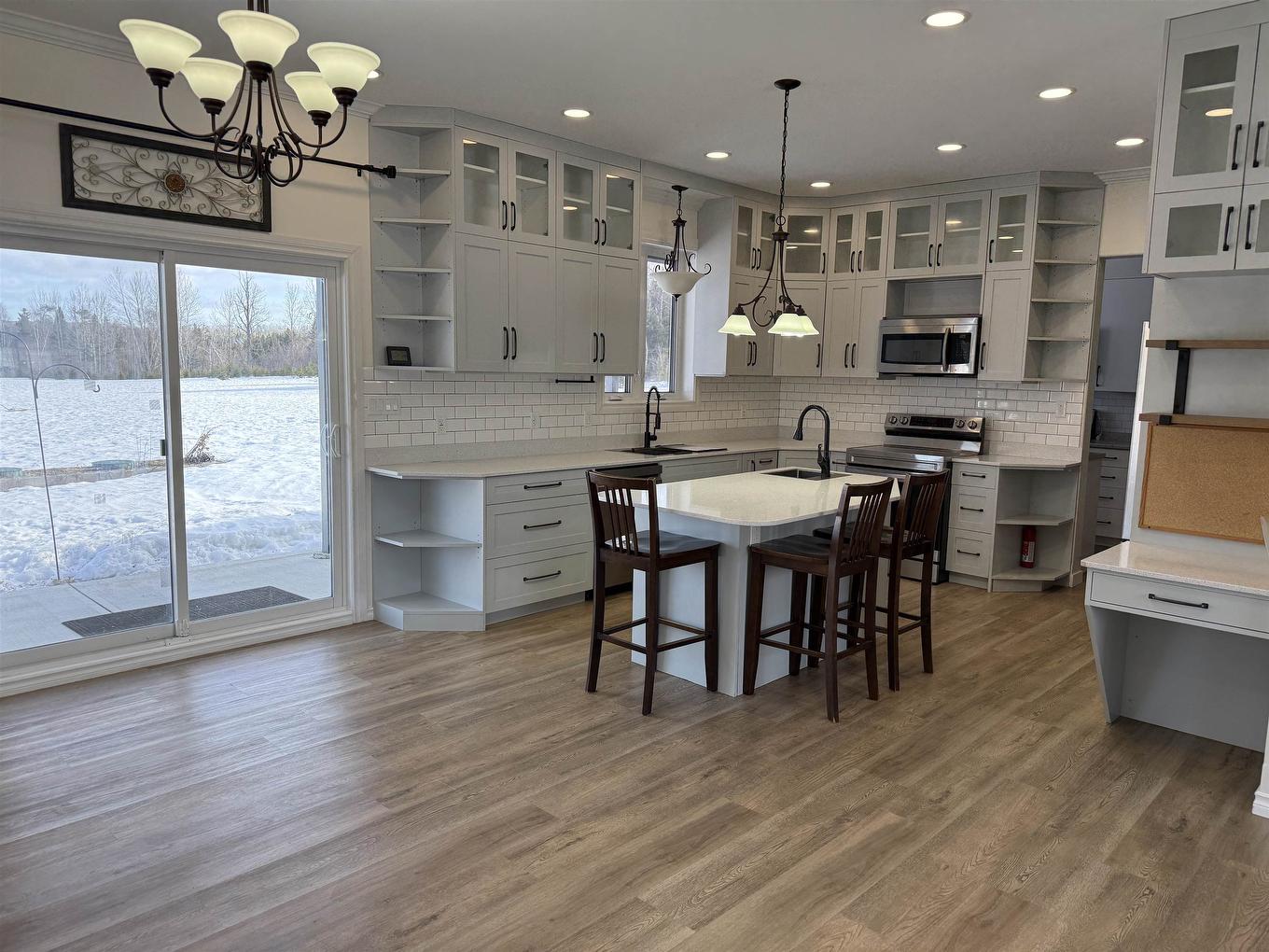 29 Oleksuk Road, Neebing, ON - Indoor