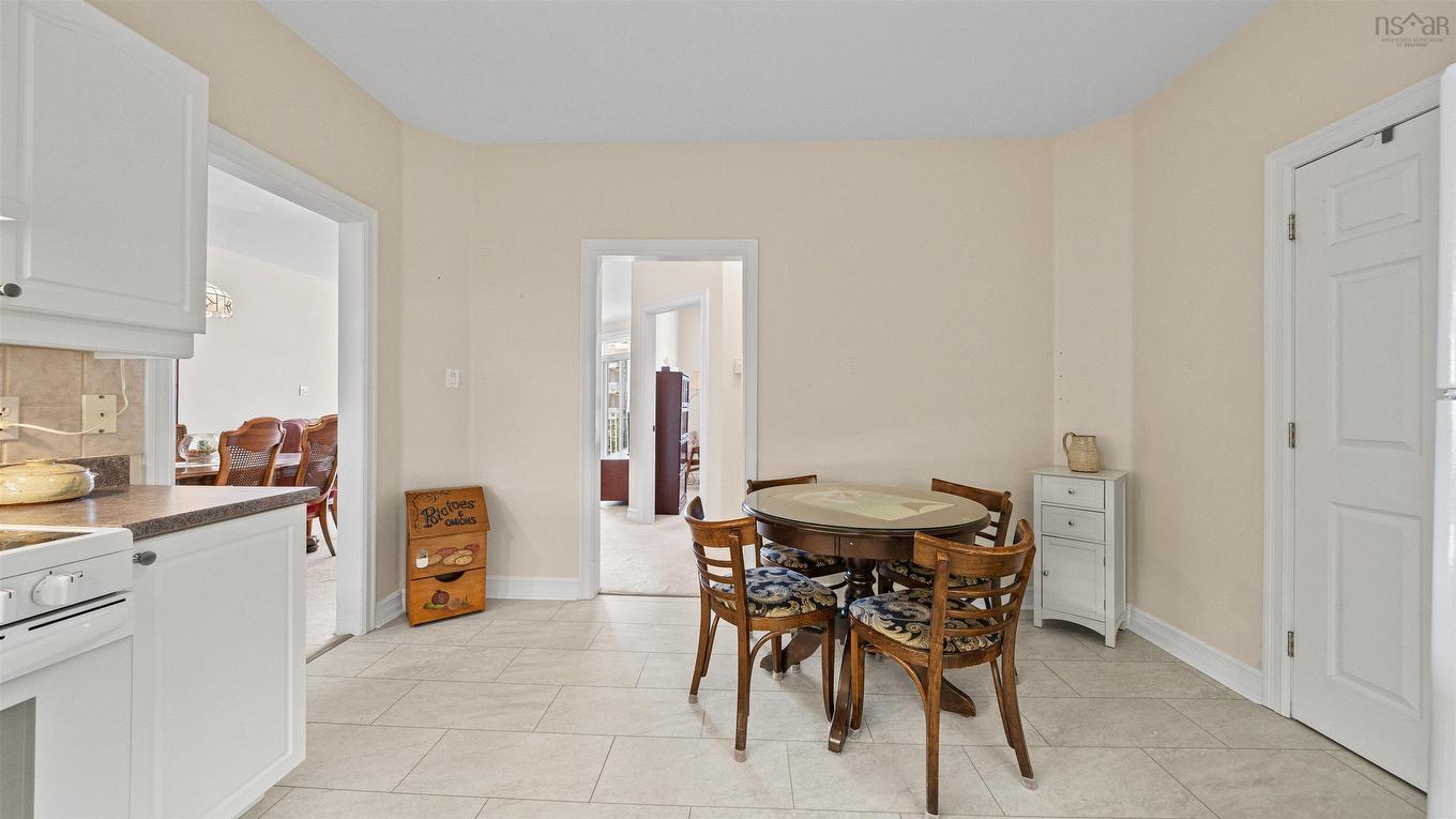 209 201 Walter Havill Drive, Halifax, NS - Indoor Photo Showing Dining Room