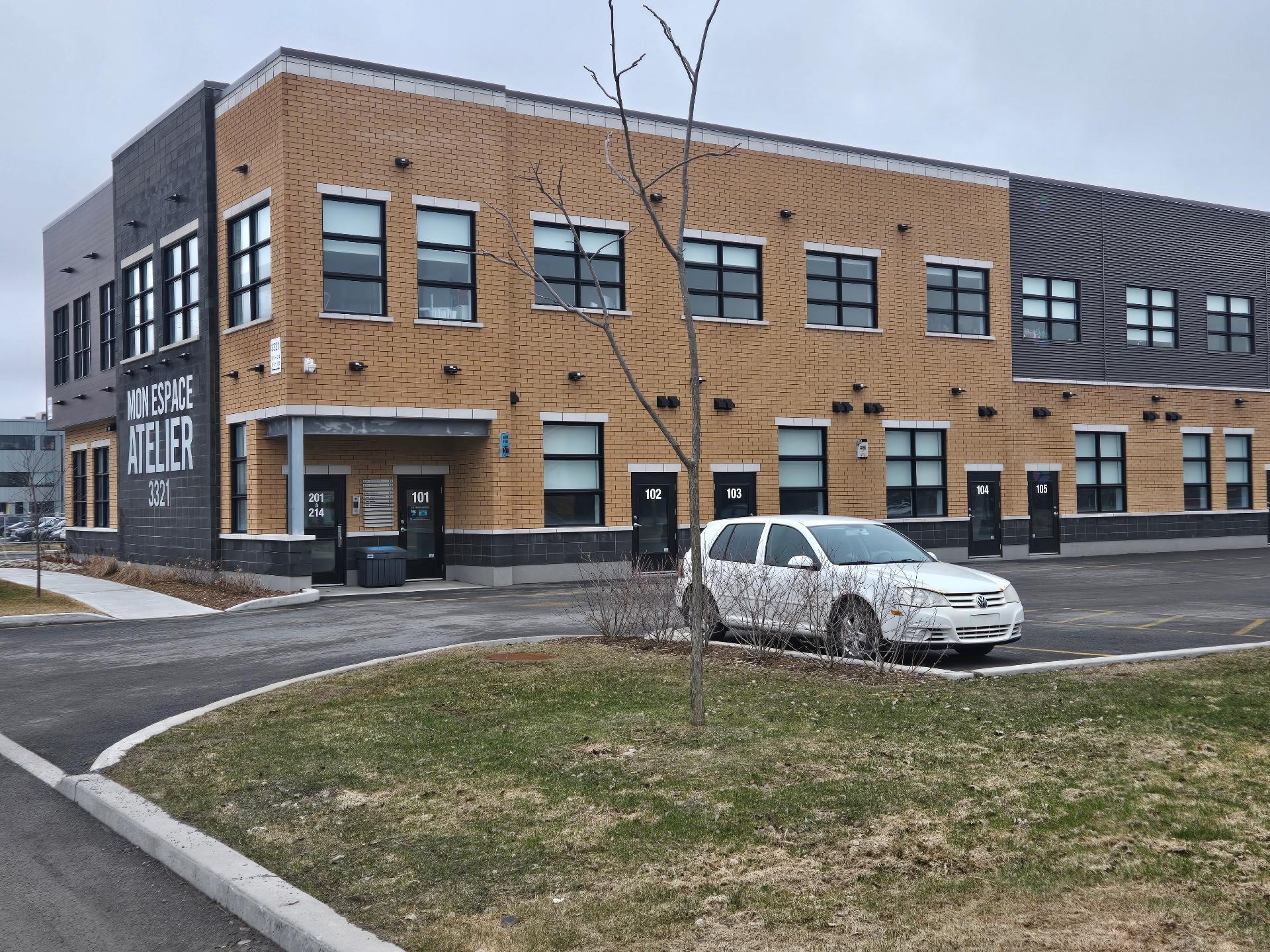 Front of Structure - 206-3321 Av. De La Gare, Mascouche, QC - Outdoor With Facade