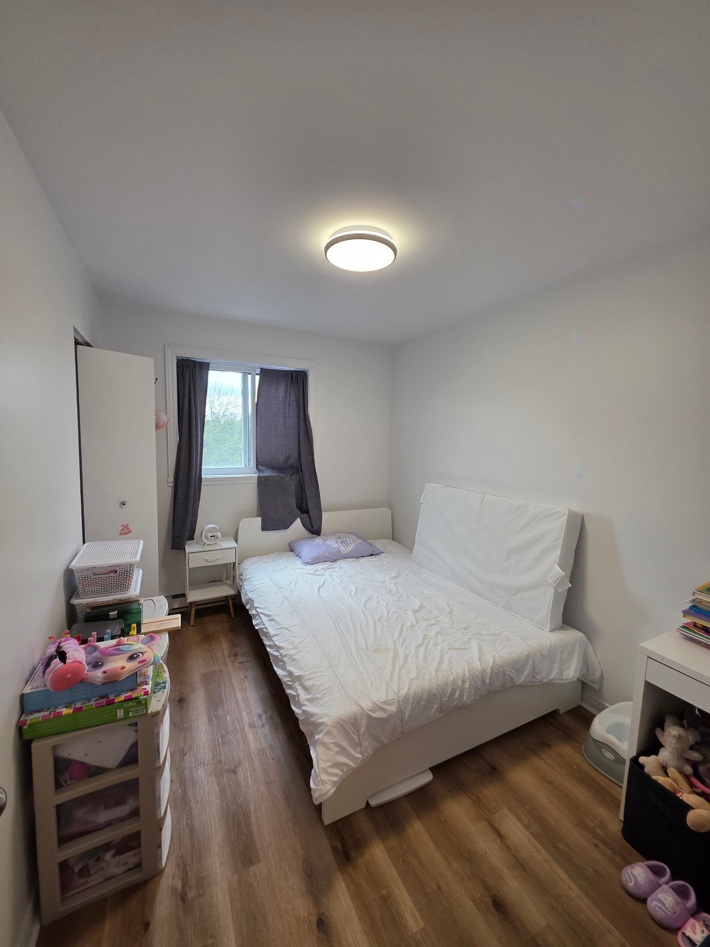 Chambre à coucher - 8-2265 Av. Auguste, Brossard, QC - Indoor Photo Showing Bedroom