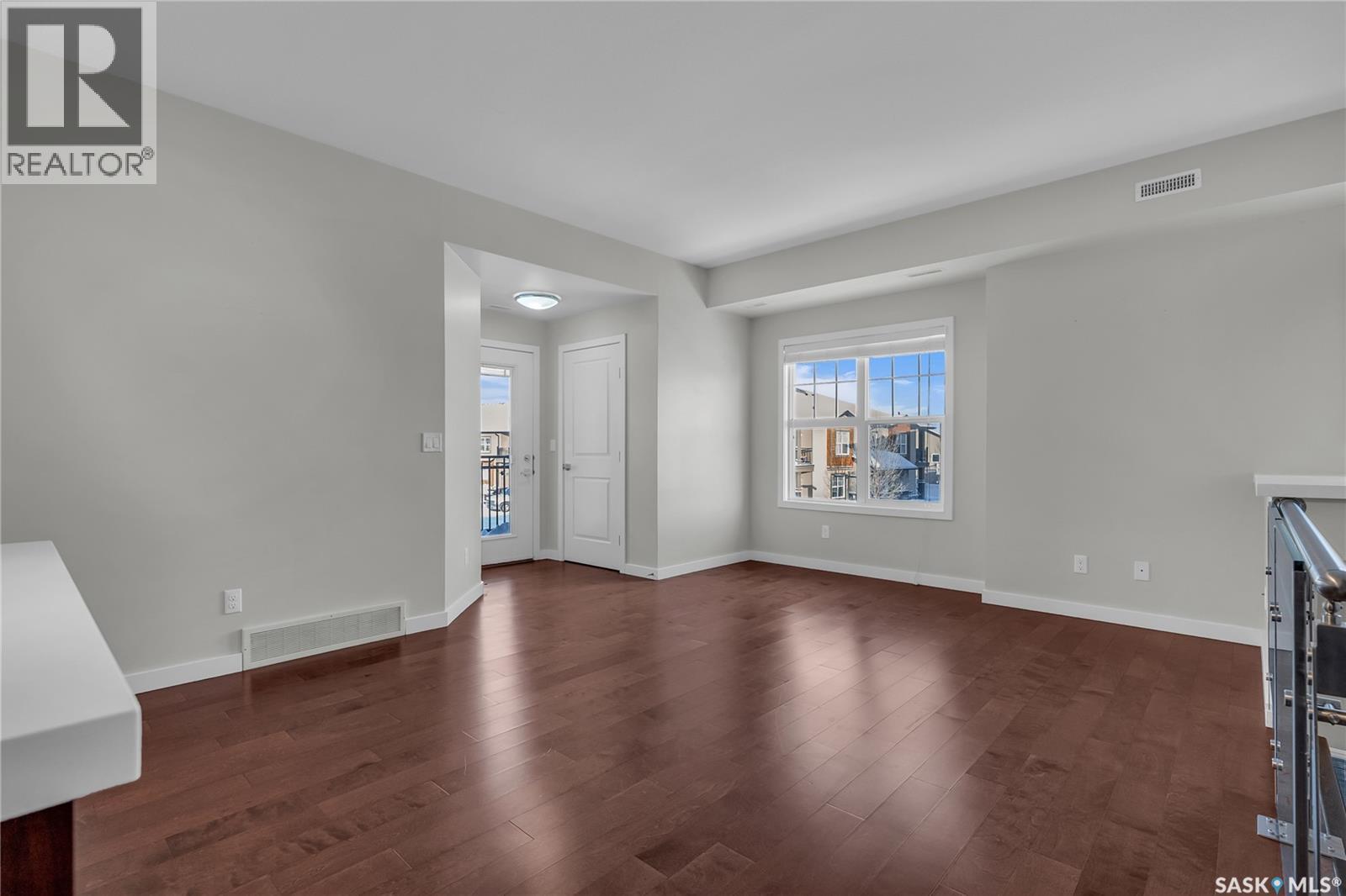 304 2315 Mcclocklin Road, Saskatoon, SK - Indoor Photo Showing Other Room