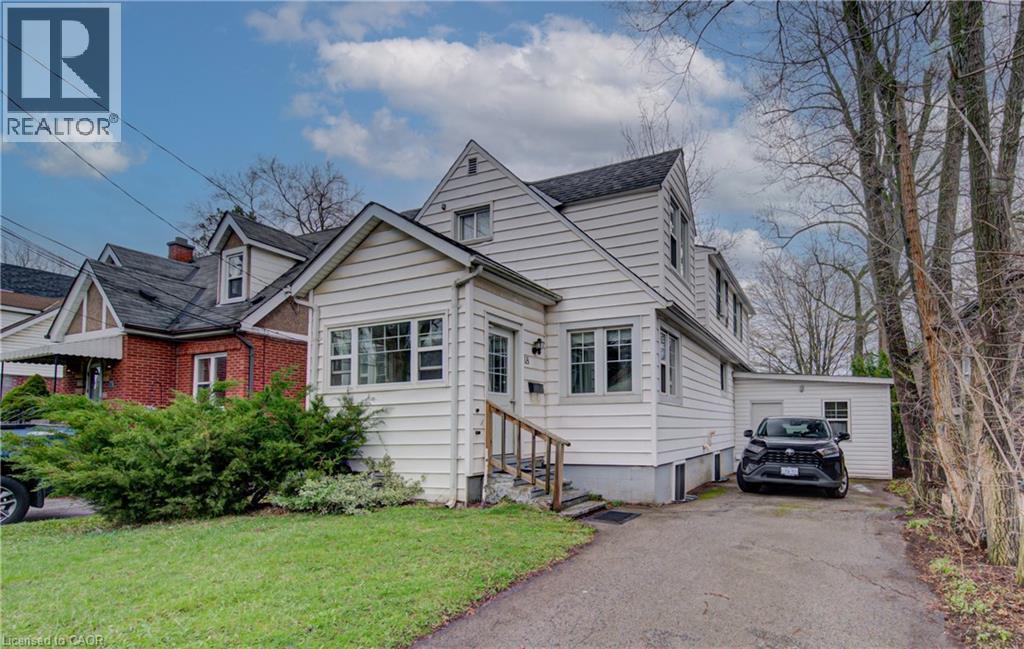 18 Norfolk Street N, Hamilton, ON - Outdoor