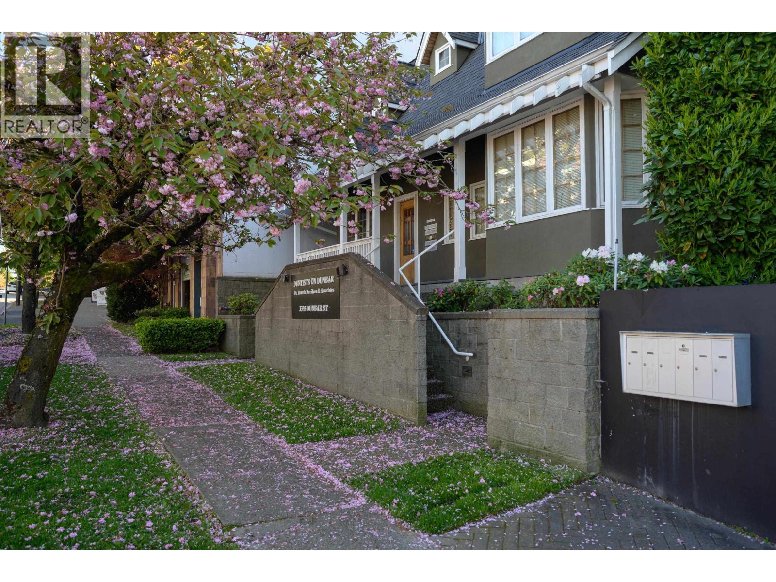 3335 Dunbar Street, Vancouver, BC