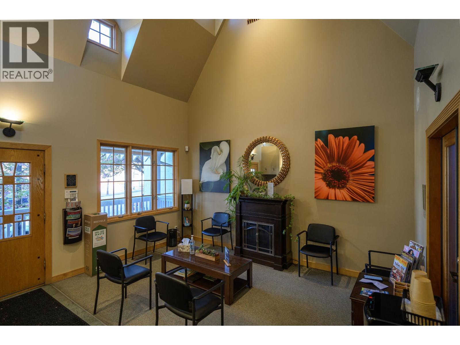 3335 Dunbar Street, Vancouver, BC