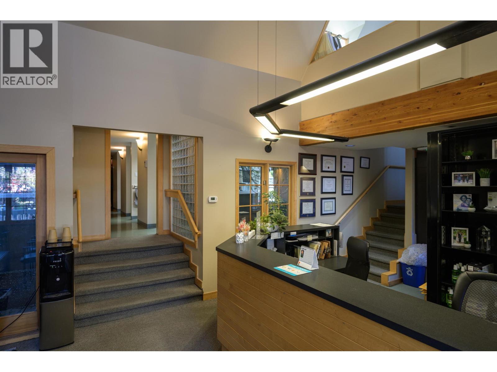 3335 Dunbar Street, Vancouver, BC