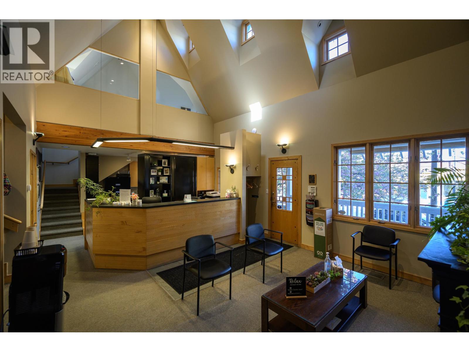 3335 Dunbar Street, Vancouver, BC