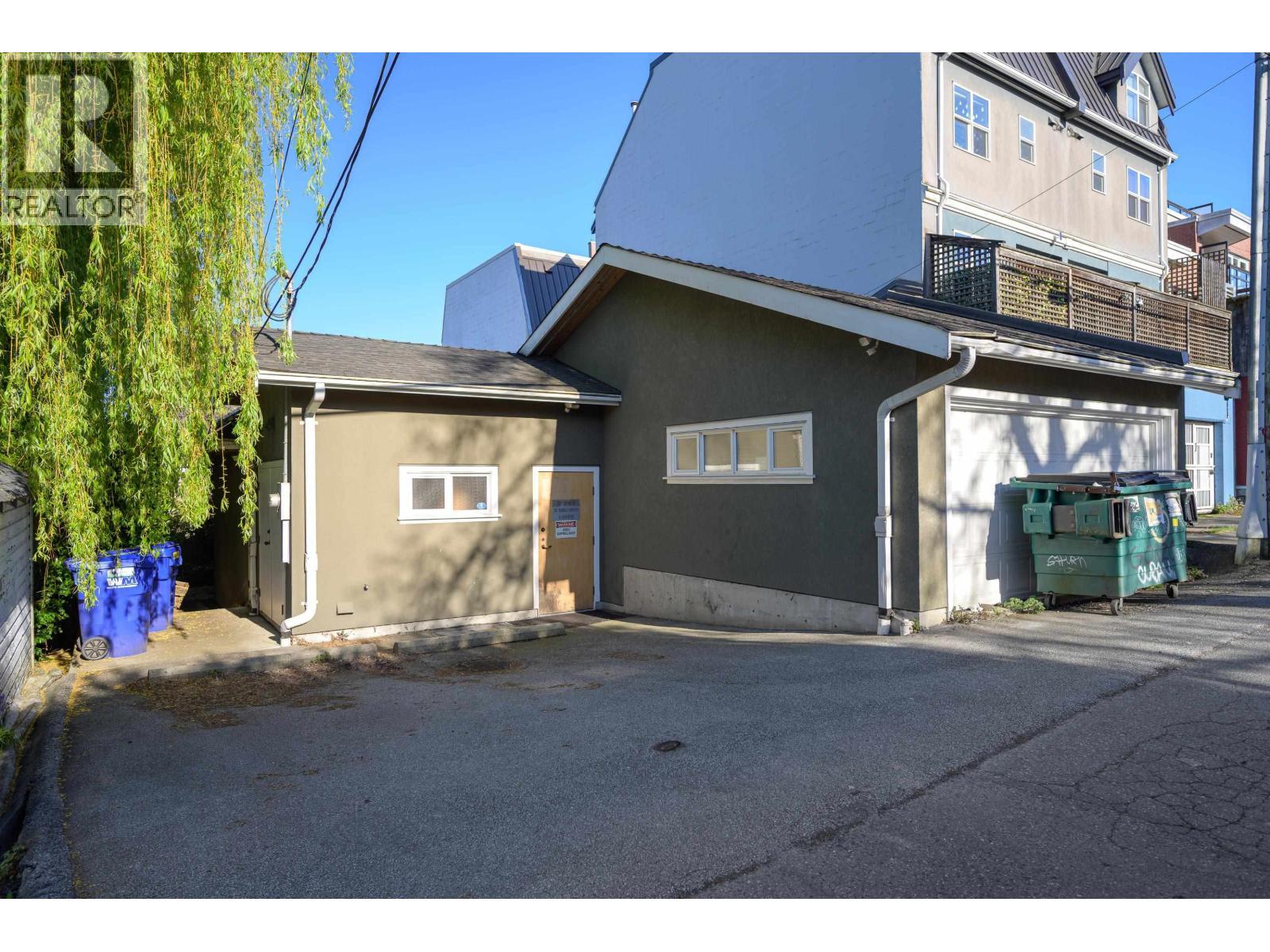 3335 Dunbar Street, Vancouver, BC