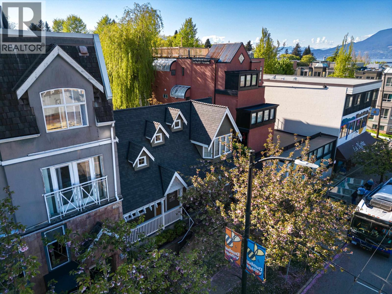 3335 Dunbar Street, Vancouver, BC