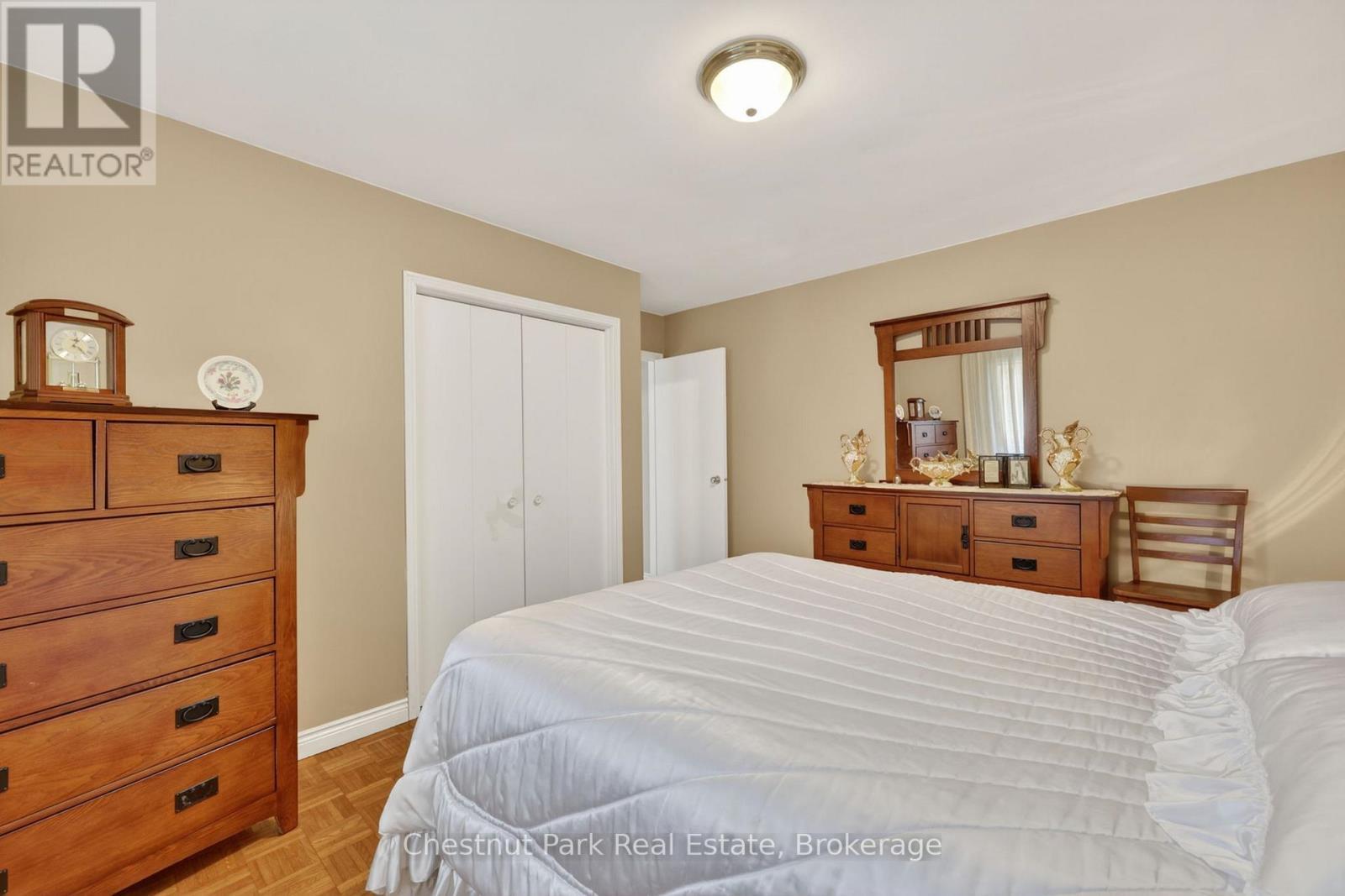 50 Vincent Circle, Tiny (Wyevale), ON - Indoor Photo Showing Bedroom