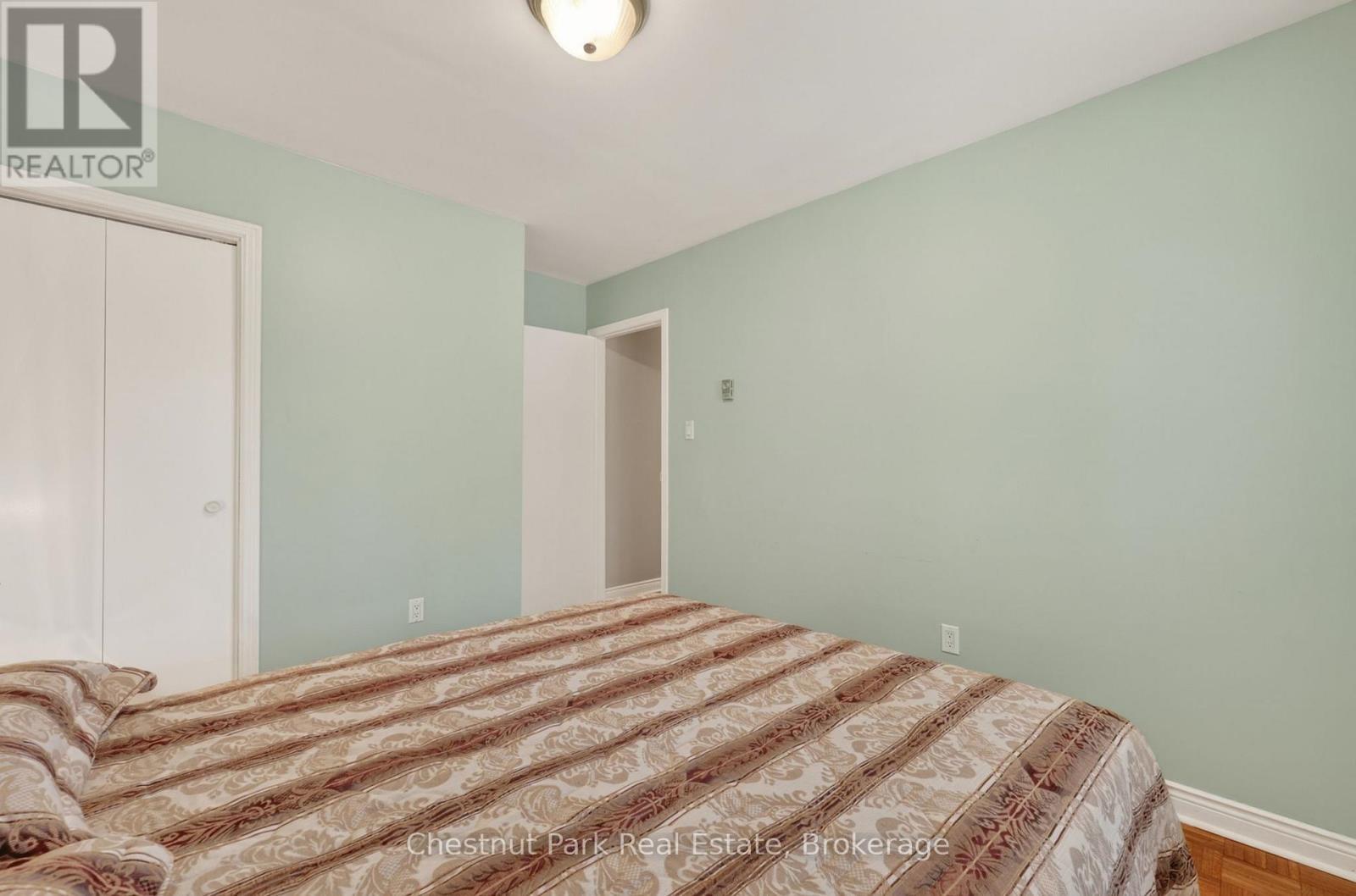 50 Vincent Circle, Tiny (Wyevale), ON - Indoor Photo Showing Bedroom