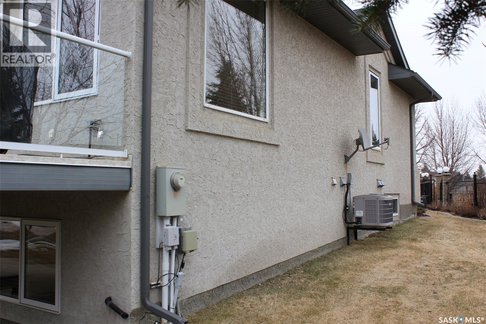 218 802 Heritage Crescent, Saskatoon, SK - Outdoor With Exterior