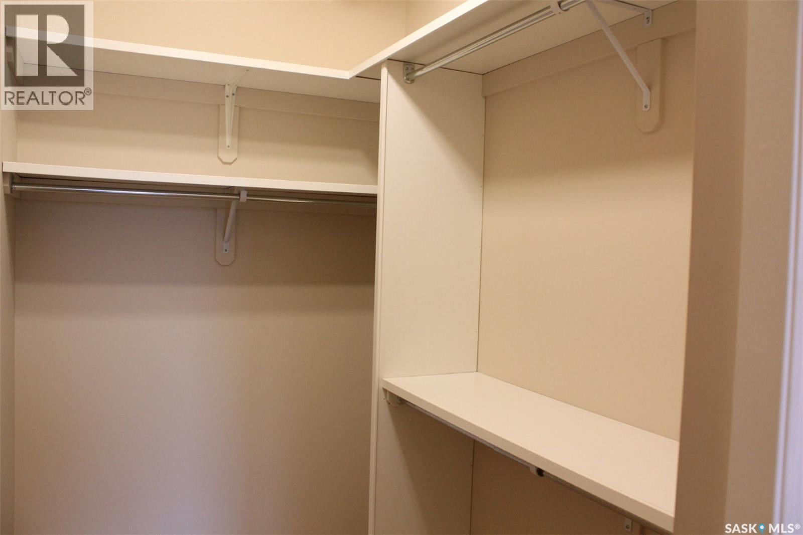 218 802 Heritage Crescent, Saskatoon, SK - Indoor With Storage