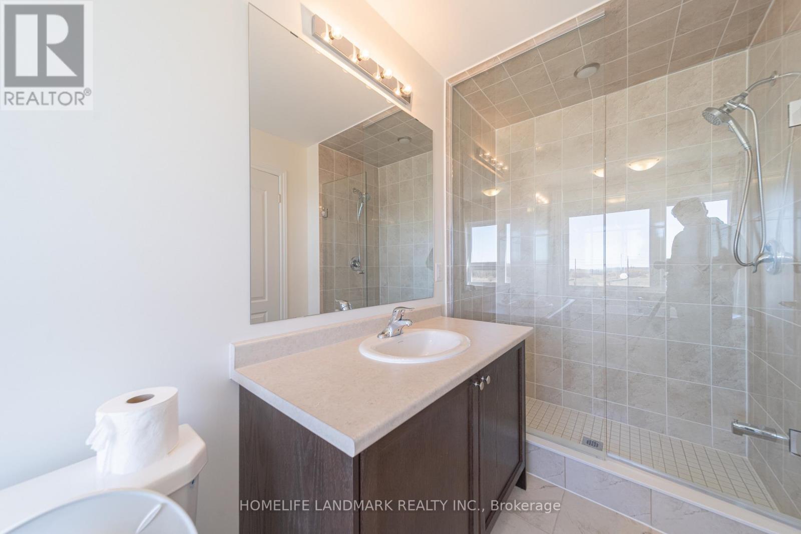 1195 Rexton Drive, Oshawa, ON