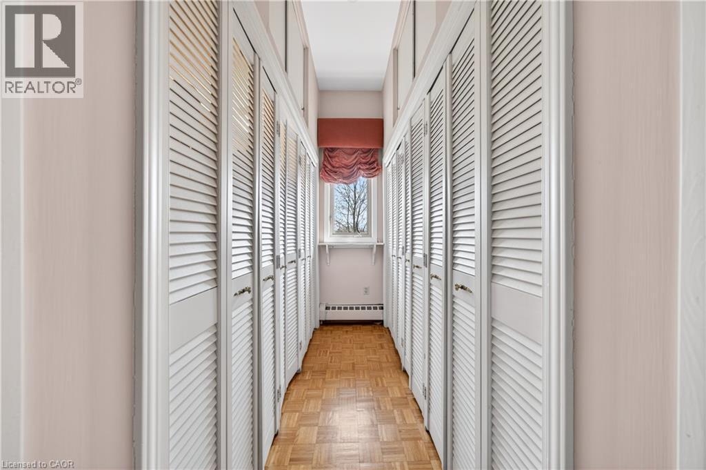 213 Stone Church Road W, Hamilton, ON - Photo Showing Other Room