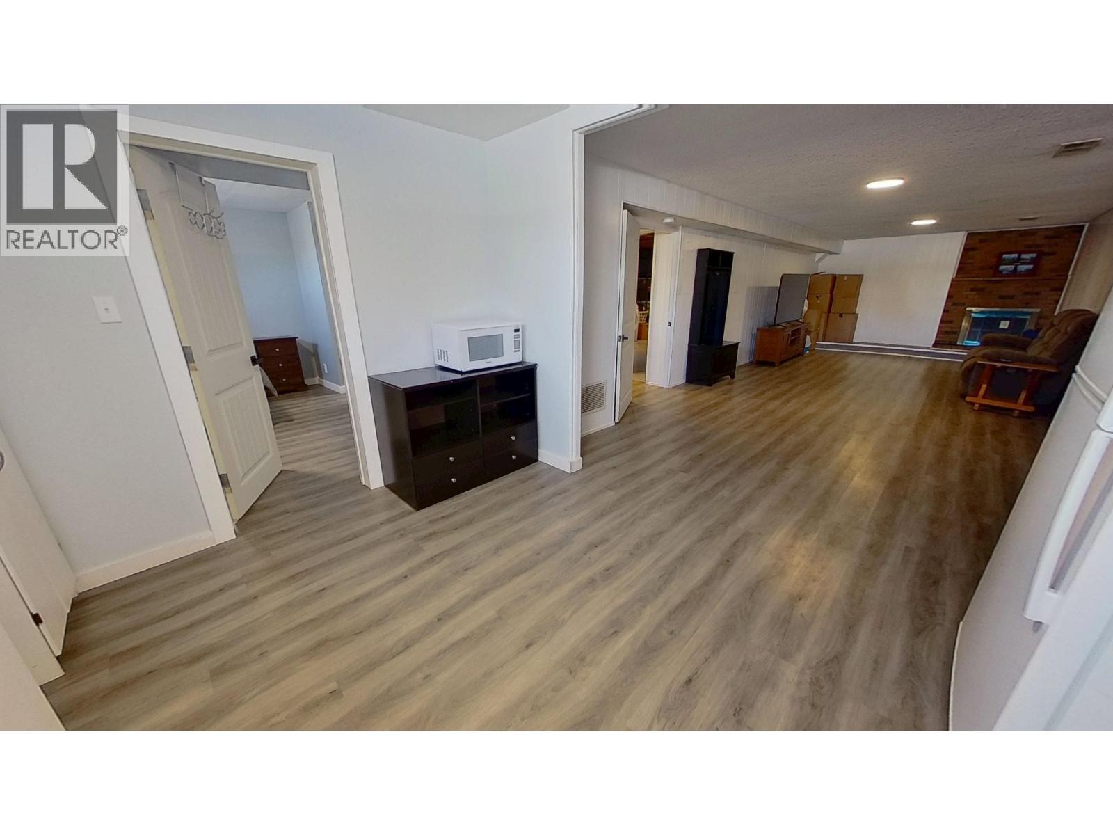 9516 113 Avenue, Fort St. John, BC - Indoor