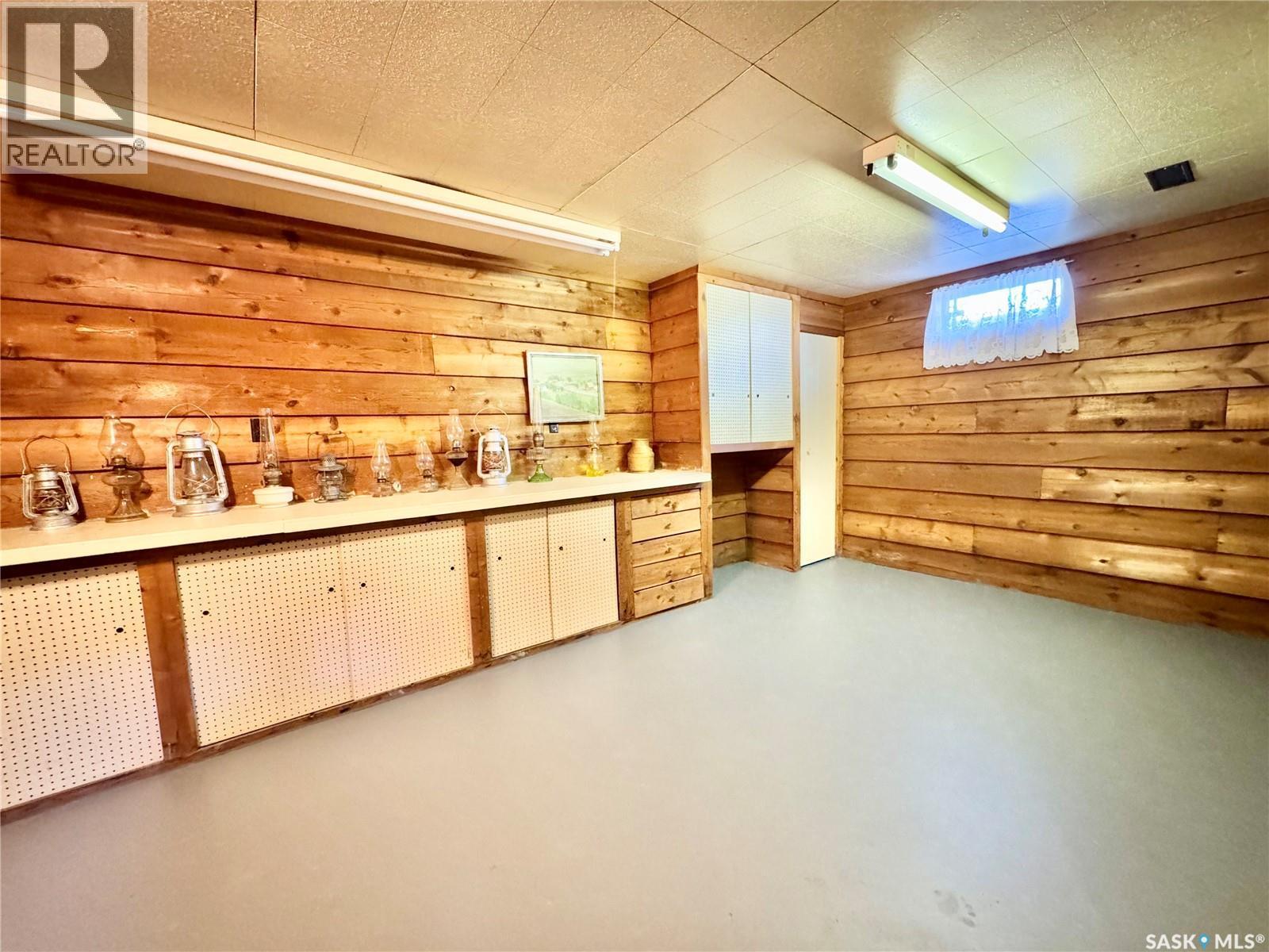 586 Laurier Drive, Prince Albert, SK - Indoor