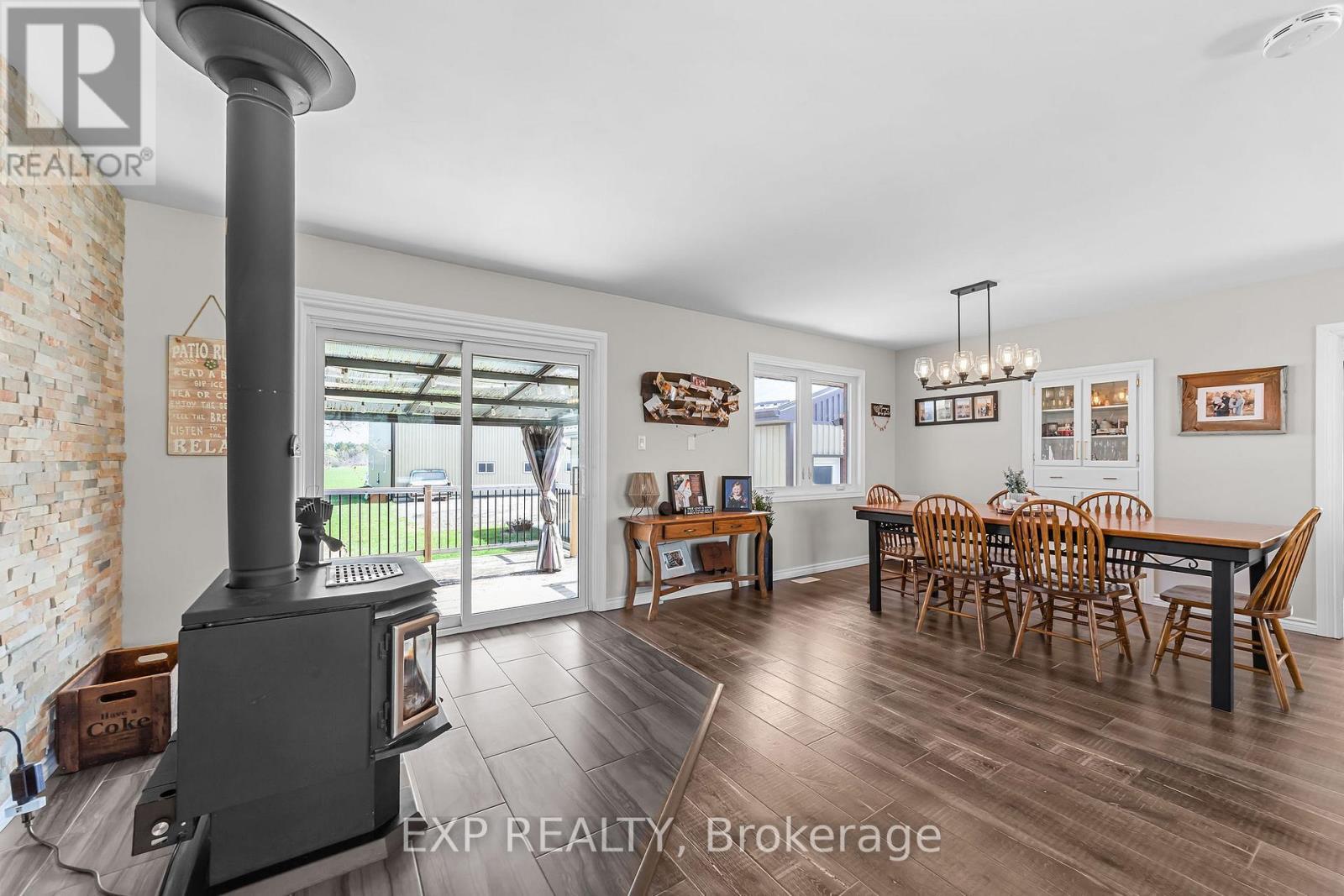 9221 Hickory Drive, Strathroy-Caradoc, ON - Indoor