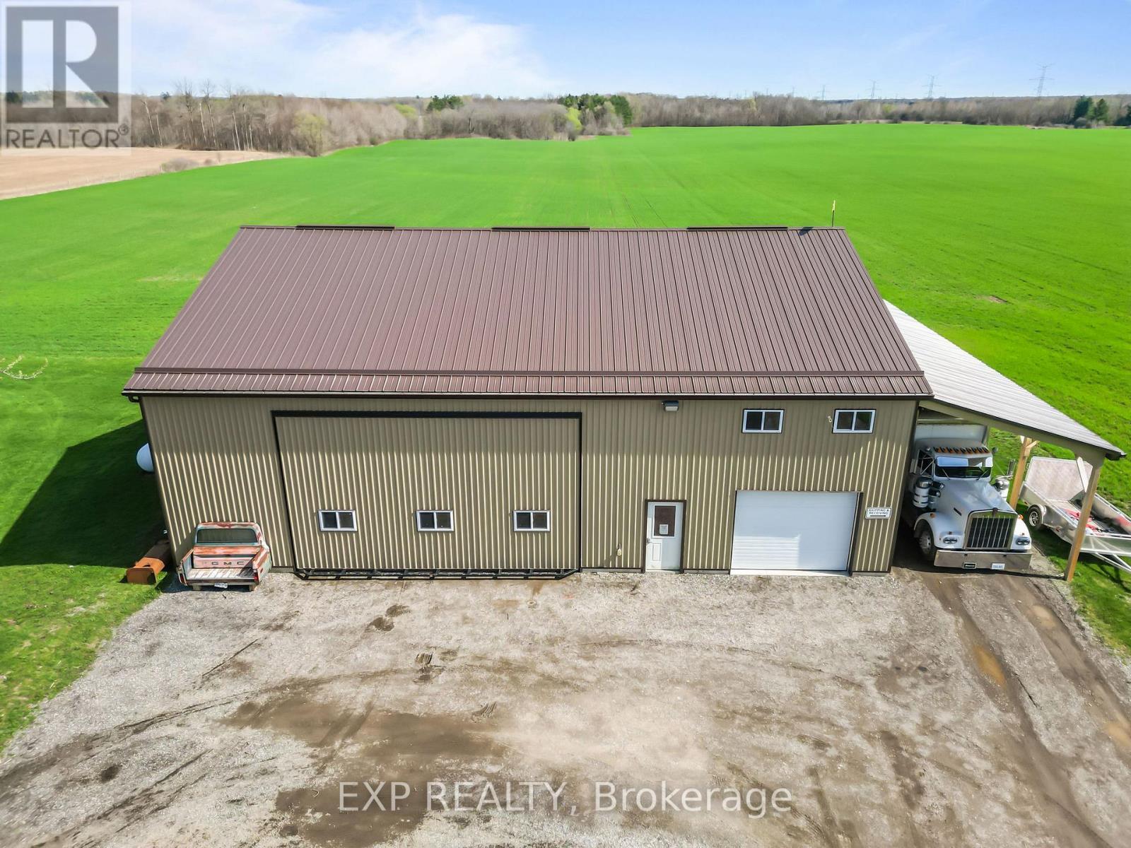 9221 Hickory Drive, Strathroy-Caradoc, ON - Outdoor