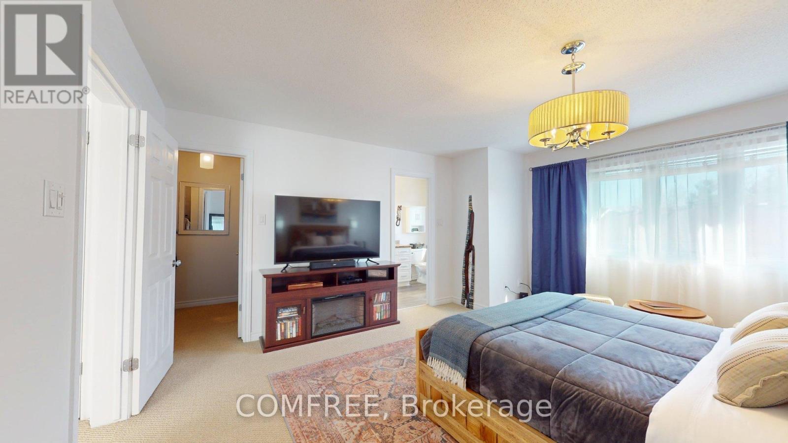 239 Hunterbrook Street, Ottawa, ON - Indoor Photo Showing Bedroom