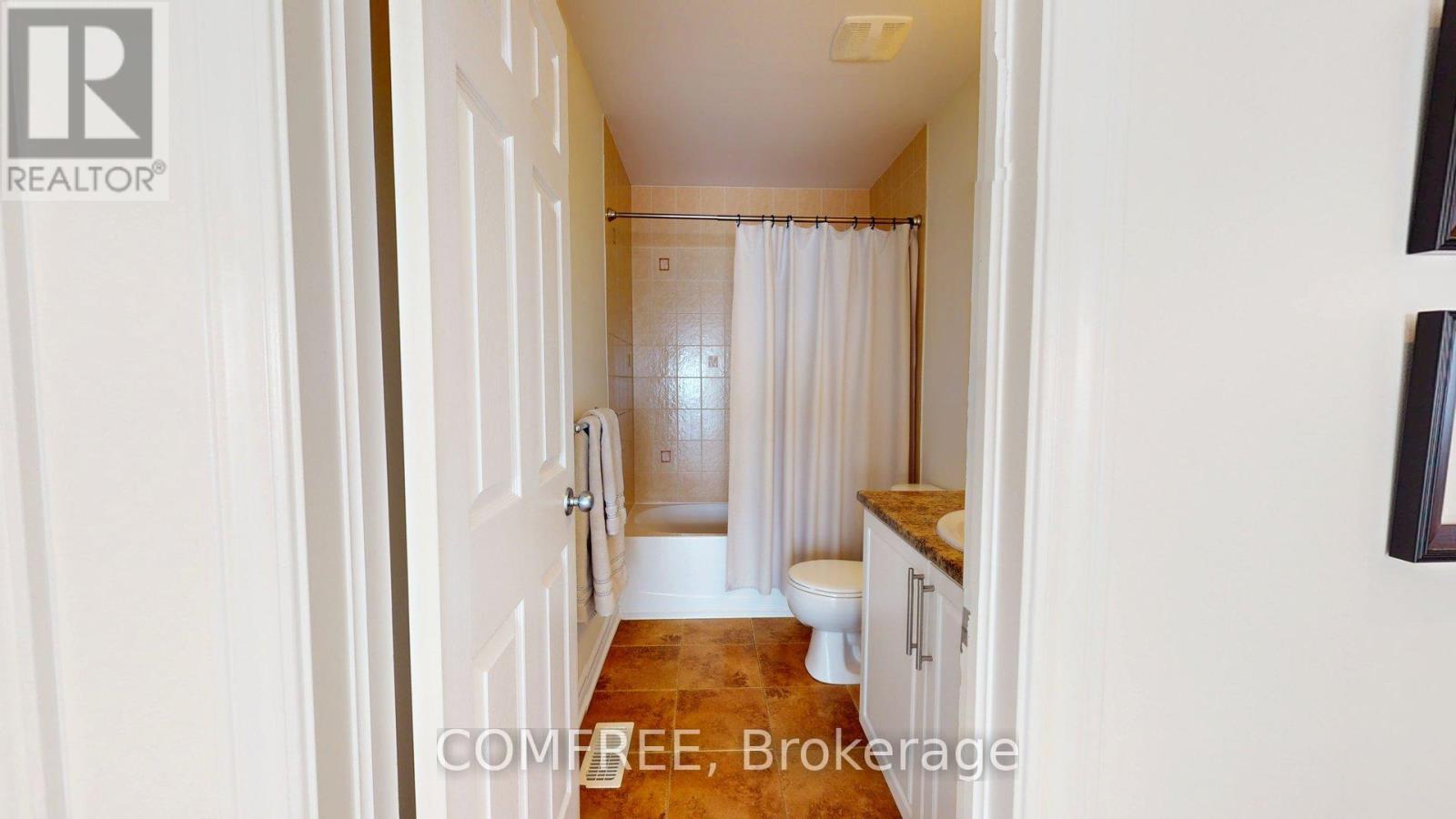 239 Hunterbrook Street, Ottawa, ON - Indoor Photo Showing Bathroom