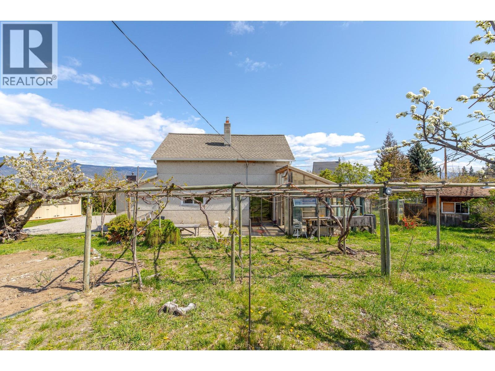 12009 Giants Head Road, Summerland, BC - Outdoor