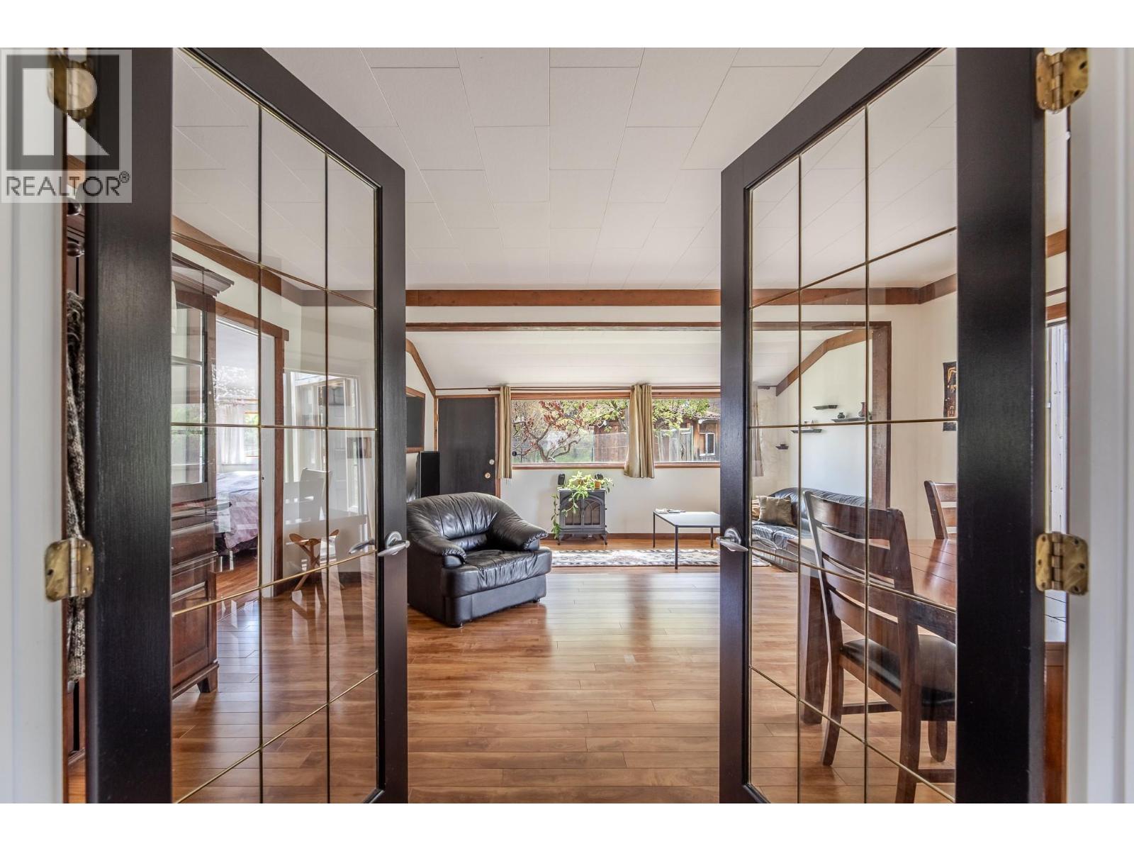 12009 Giants Head Road, Summerland, BC - Indoor
