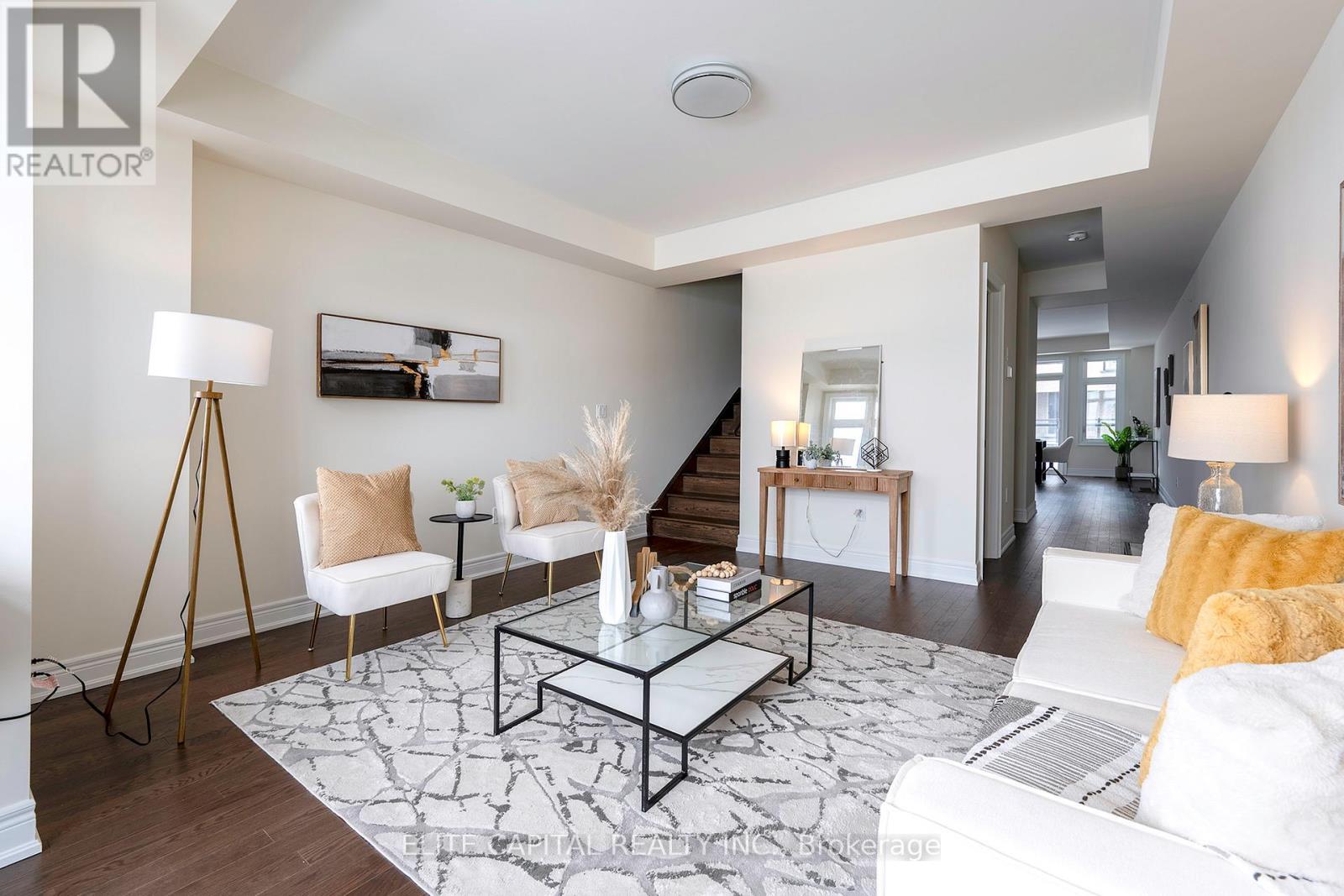 147 Berczy Green Drive, Markham, ON - Indoor Photo Showing Living Room