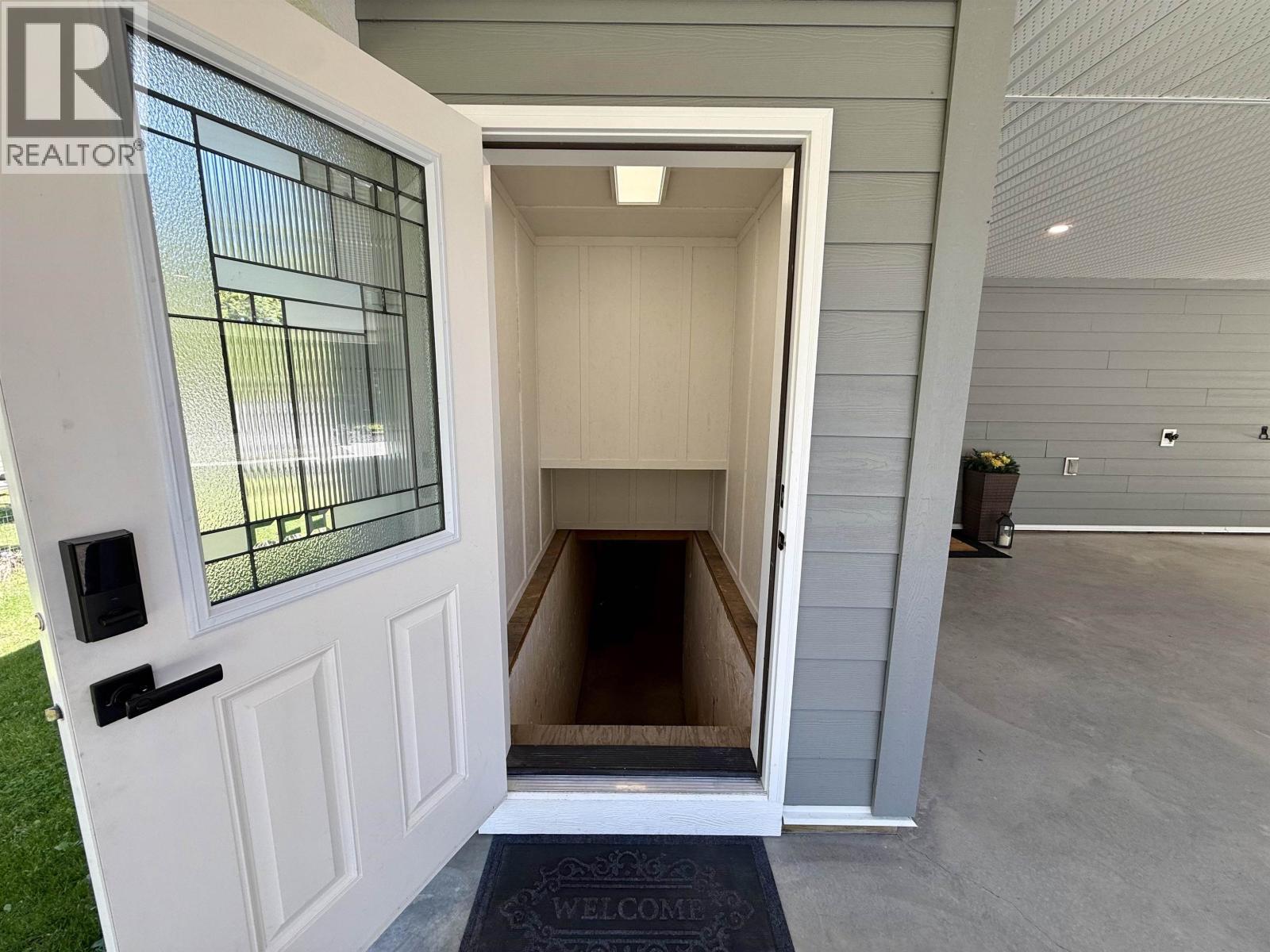 4985 Kyllo Road, 108 Mile Ranch, BC - Photo Showing Other Room
