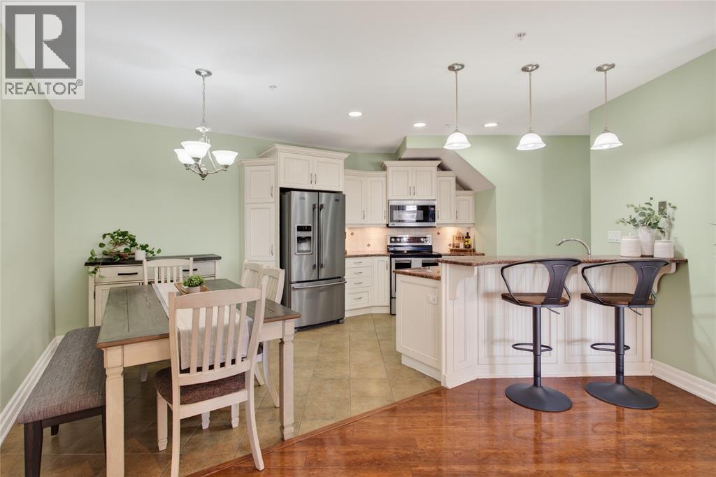 1550 Venetian Boulevard Unit# 310, Point Edward, ON - Indoor