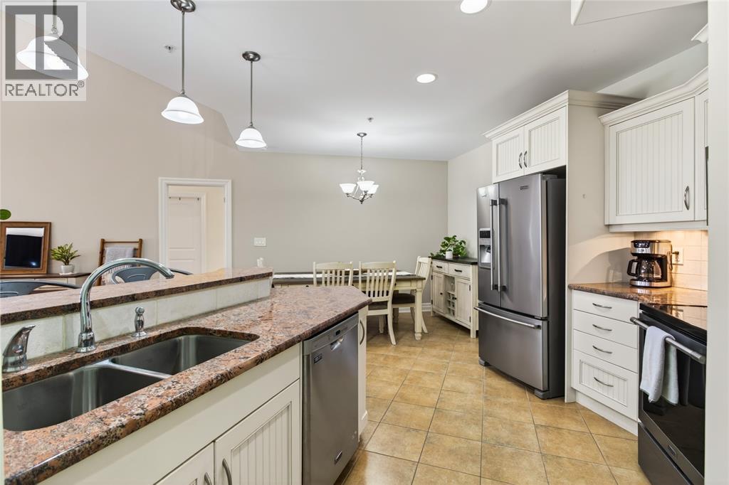1550 Venetian Boulevard Unit# 310, Point Edward, ON - Indoor Photo Showing Kitchen With Double Sink With Upgraded Kitchen