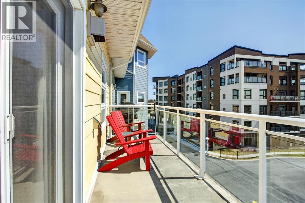 1550 Venetian Boulevard Unit# 310, Point Edward, ON - Outdoor With Balcony