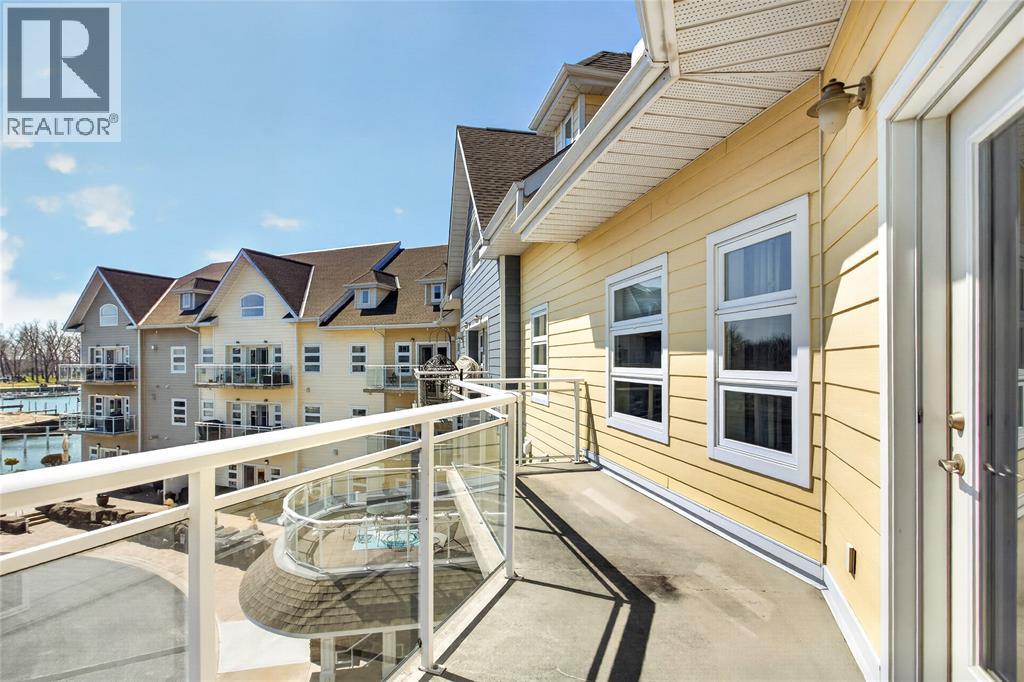 1550 Venetian Boulevard Unit# 310, Point Edward, ON - Outdoor With Balcony With Exterior