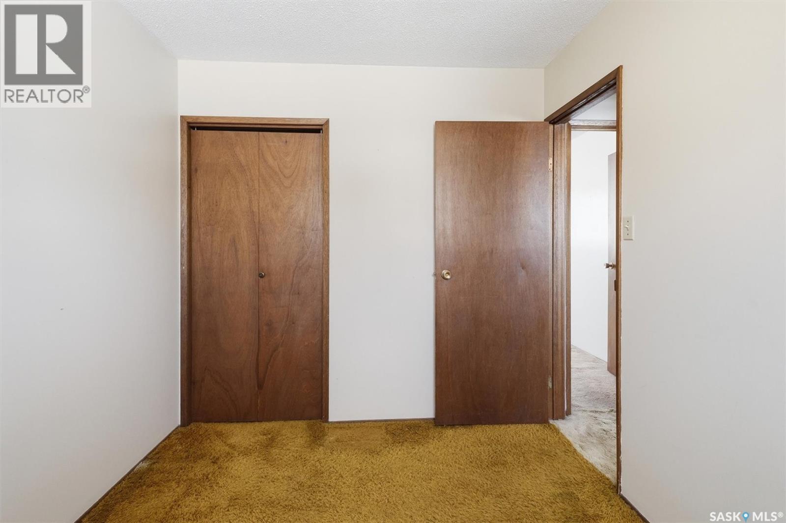 17 Churchill Drive, Saskatoon, SK - Indoor Photo Showing Other Room