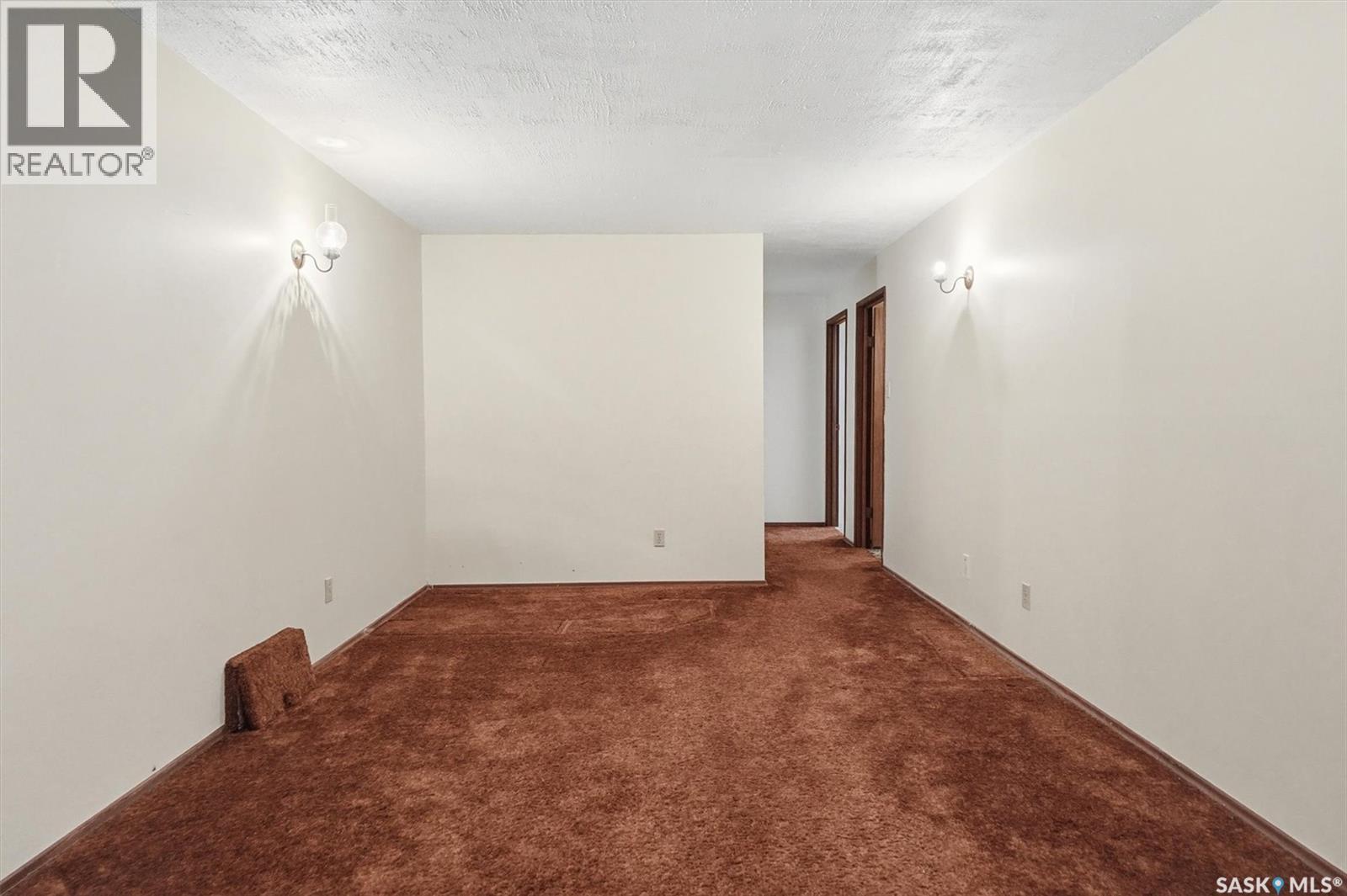 17 Churchill Drive, Saskatoon, SK - Indoor Photo Showing Other Room