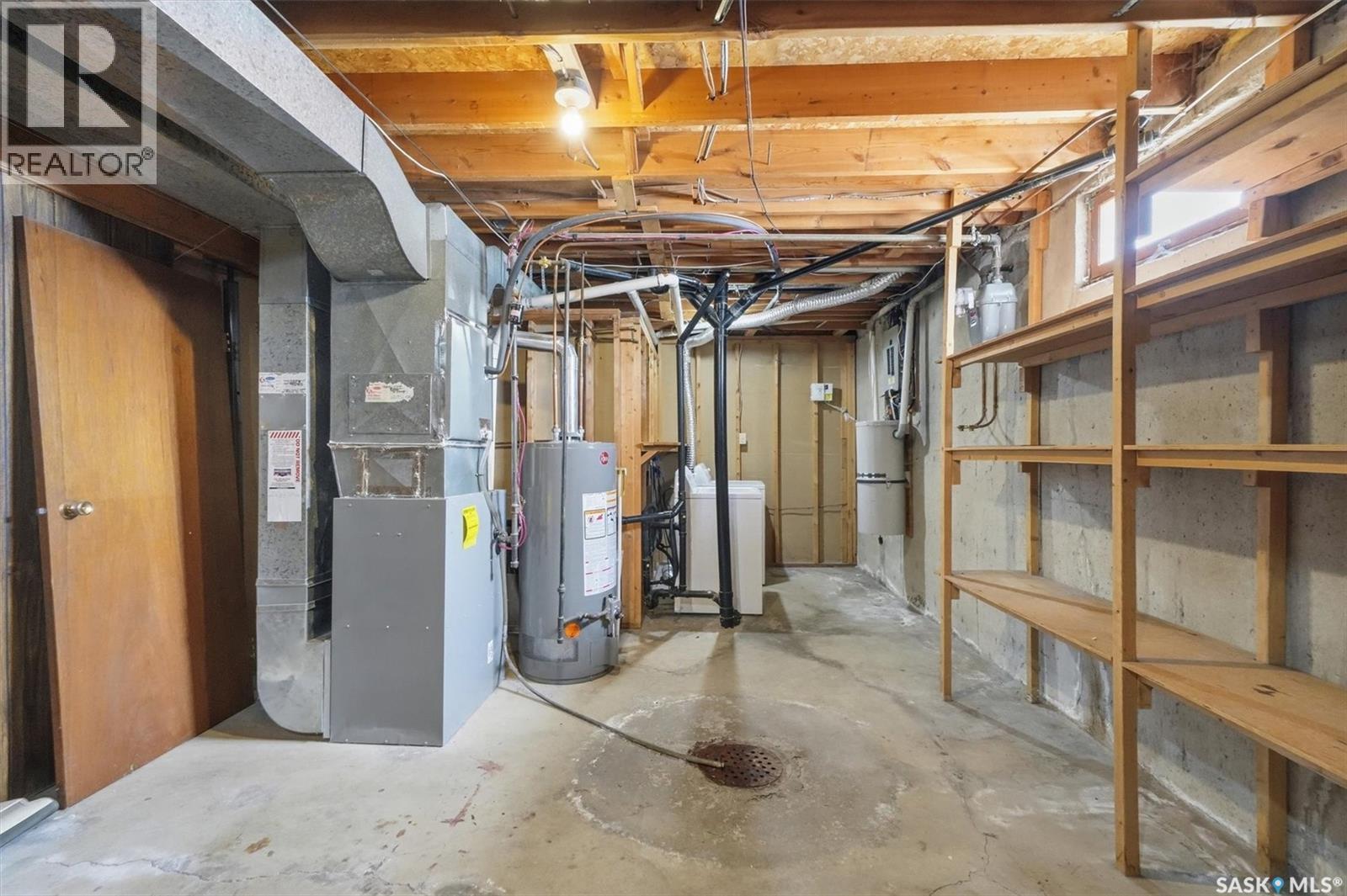 17 Churchill Drive, Saskatoon, SK - Indoor Photo Showing Basement