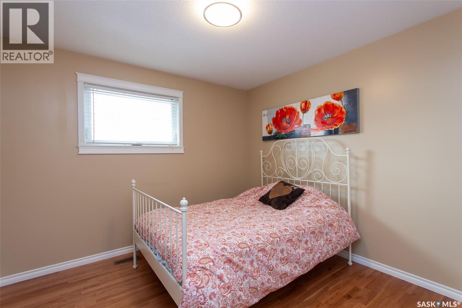 10314 Bunce Crescent, North Battleford, SK - Indoor Photo Showing Bedroom