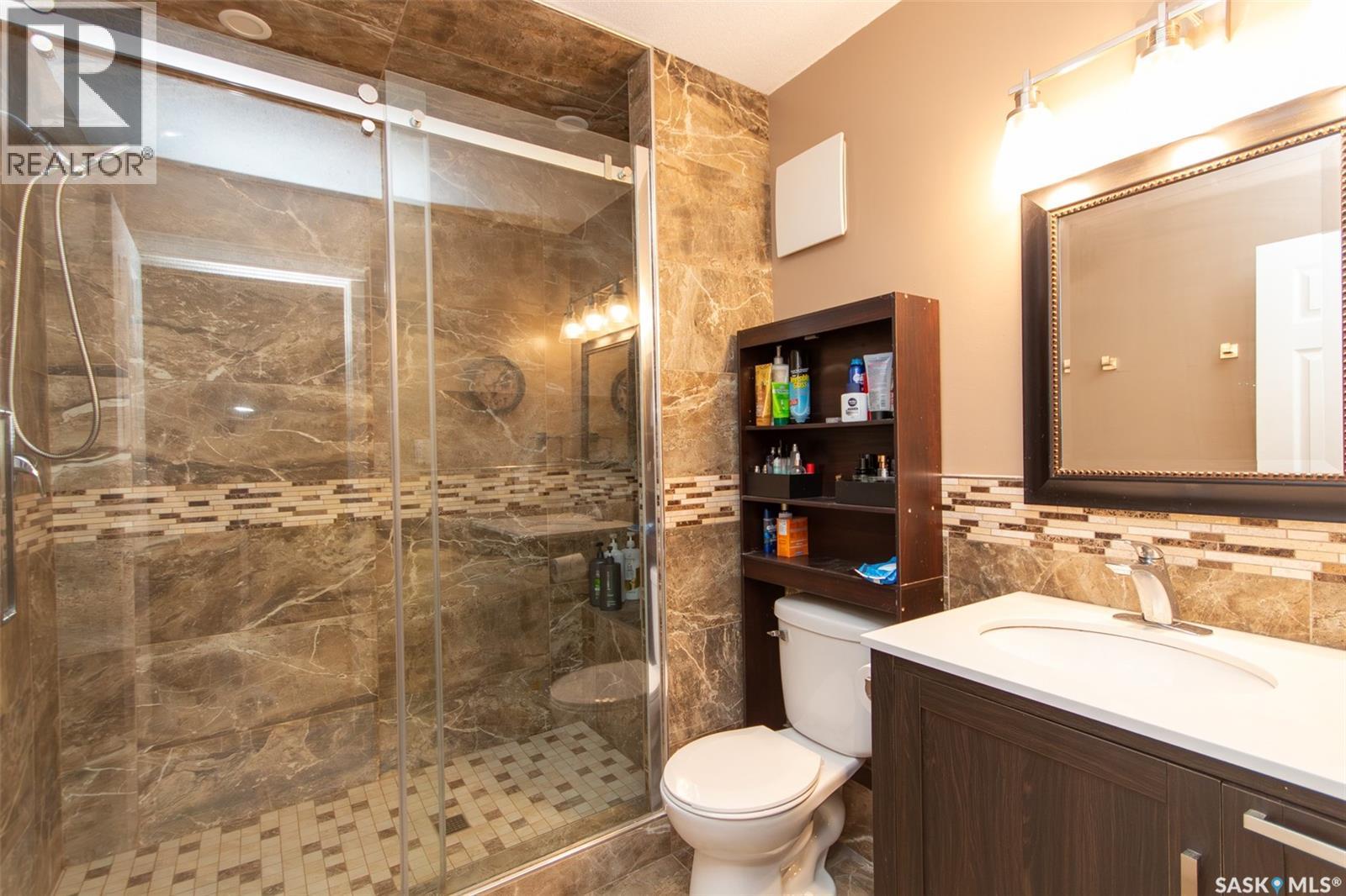10314 Bunce Crescent, North Battleford, SK - Indoor Photo Showing Bathroom