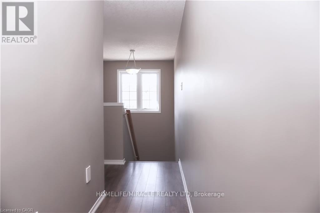 40 Madeleine Street, Kitchener, ON