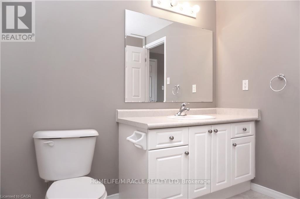40 Madeleine Street, Kitchener, ON