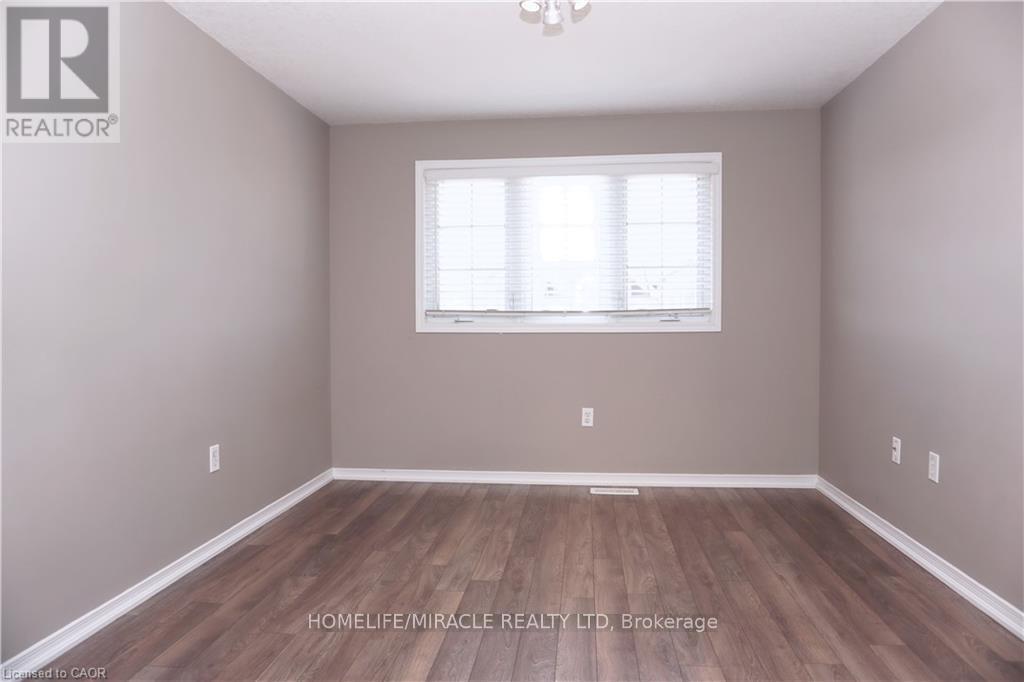 40 Madeleine Street, Kitchener, ON