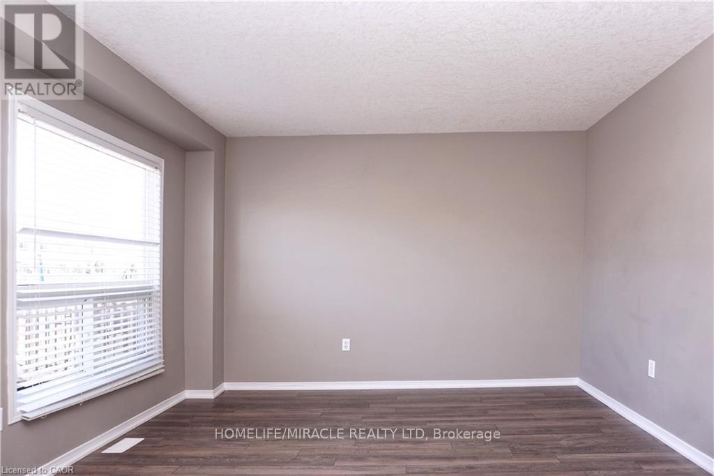 40 Madeleine Street, Kitchener, ON