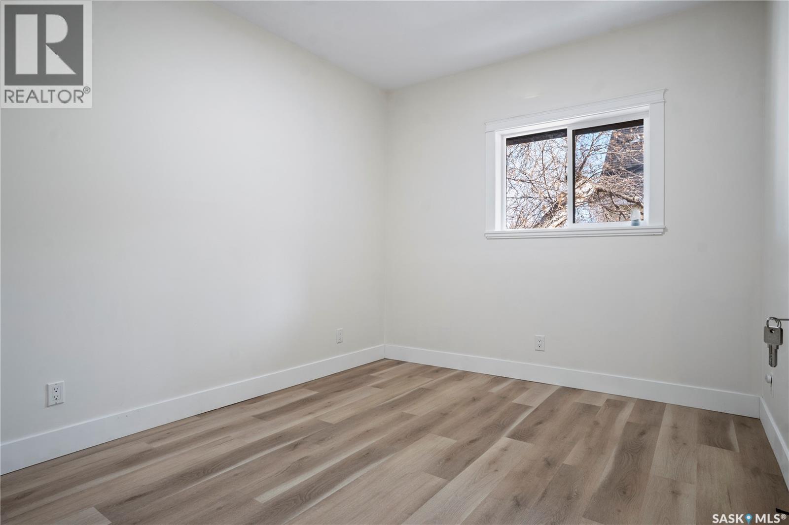 949 Robinson Street, Regina, SK - Indoor Photo Showing Other Room