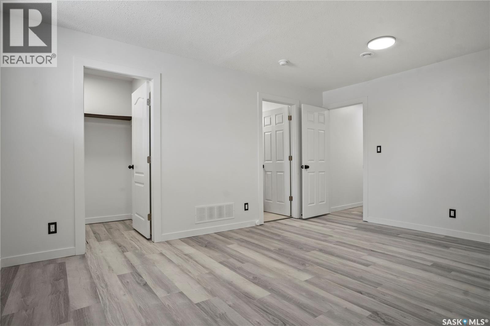 949 Robinson Street, Regina, SK - Indoor Photo Showing Other Room
