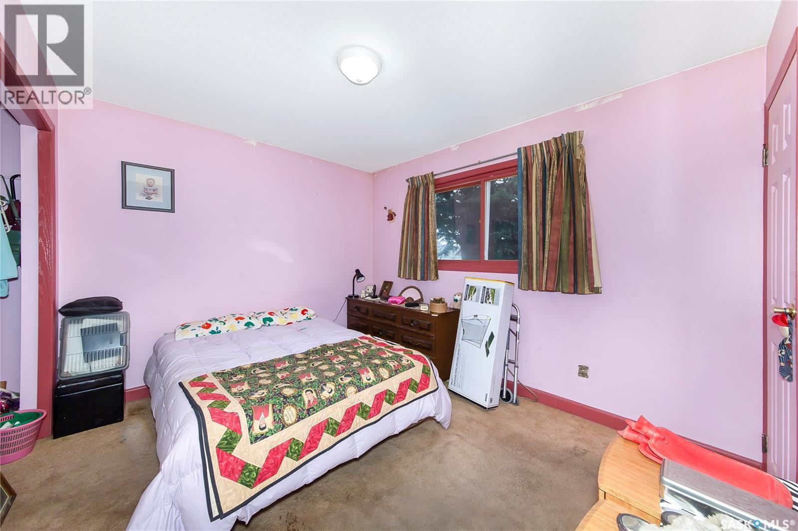 3550 33Rd Street W, Saskatoon, SK - Indoor Photo Showing Bedroom