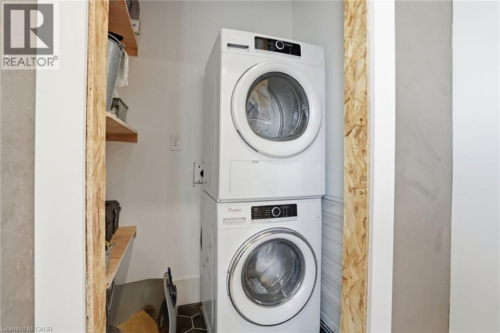 472 Barton Street E Unit# Upper, Hamilton, ON - Indoor Photo Showing Laundry Room