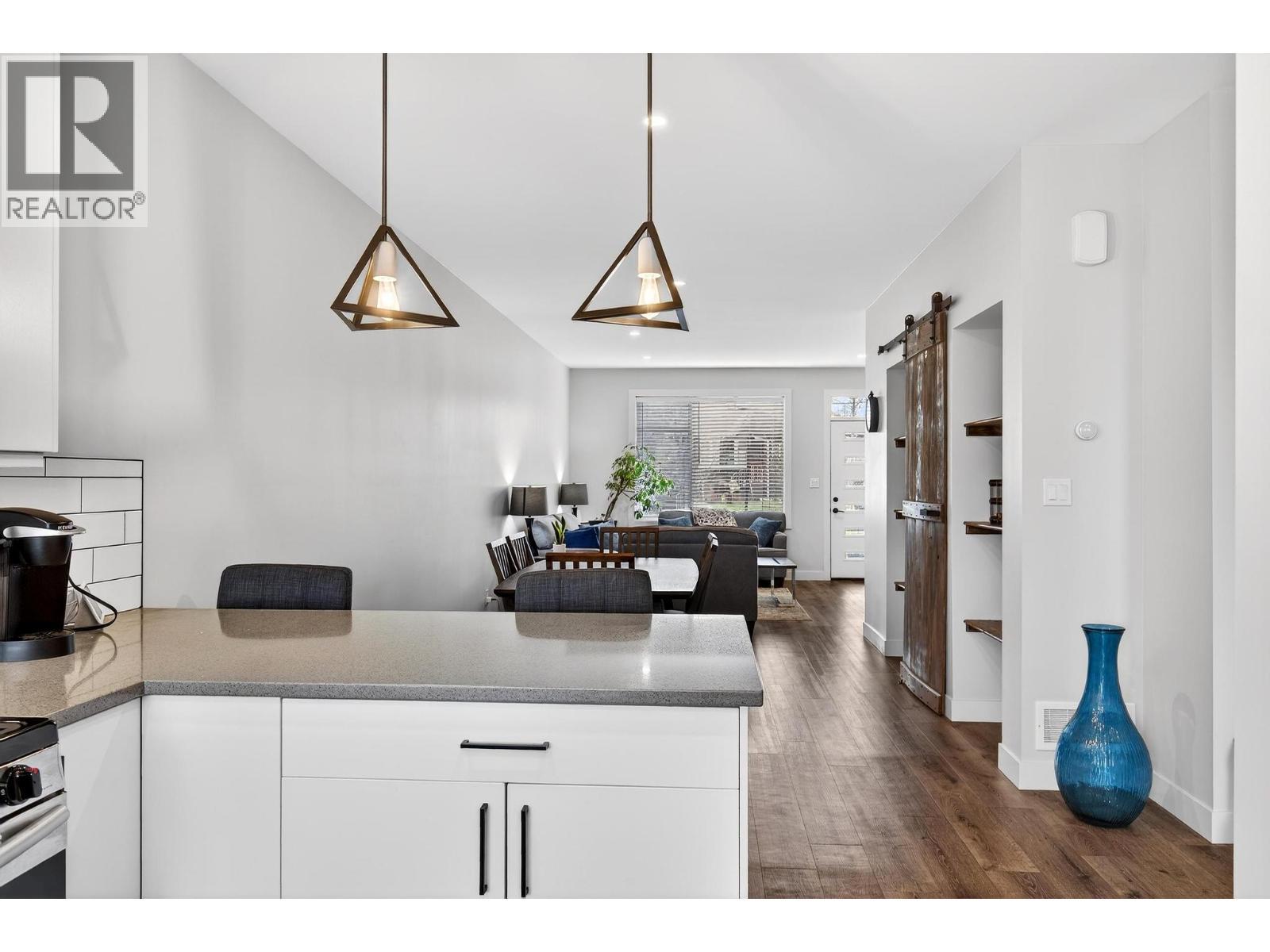 3405 16 Avenue Unit# 3, Vernon, BC - Indoor Photo Showing Kitchen