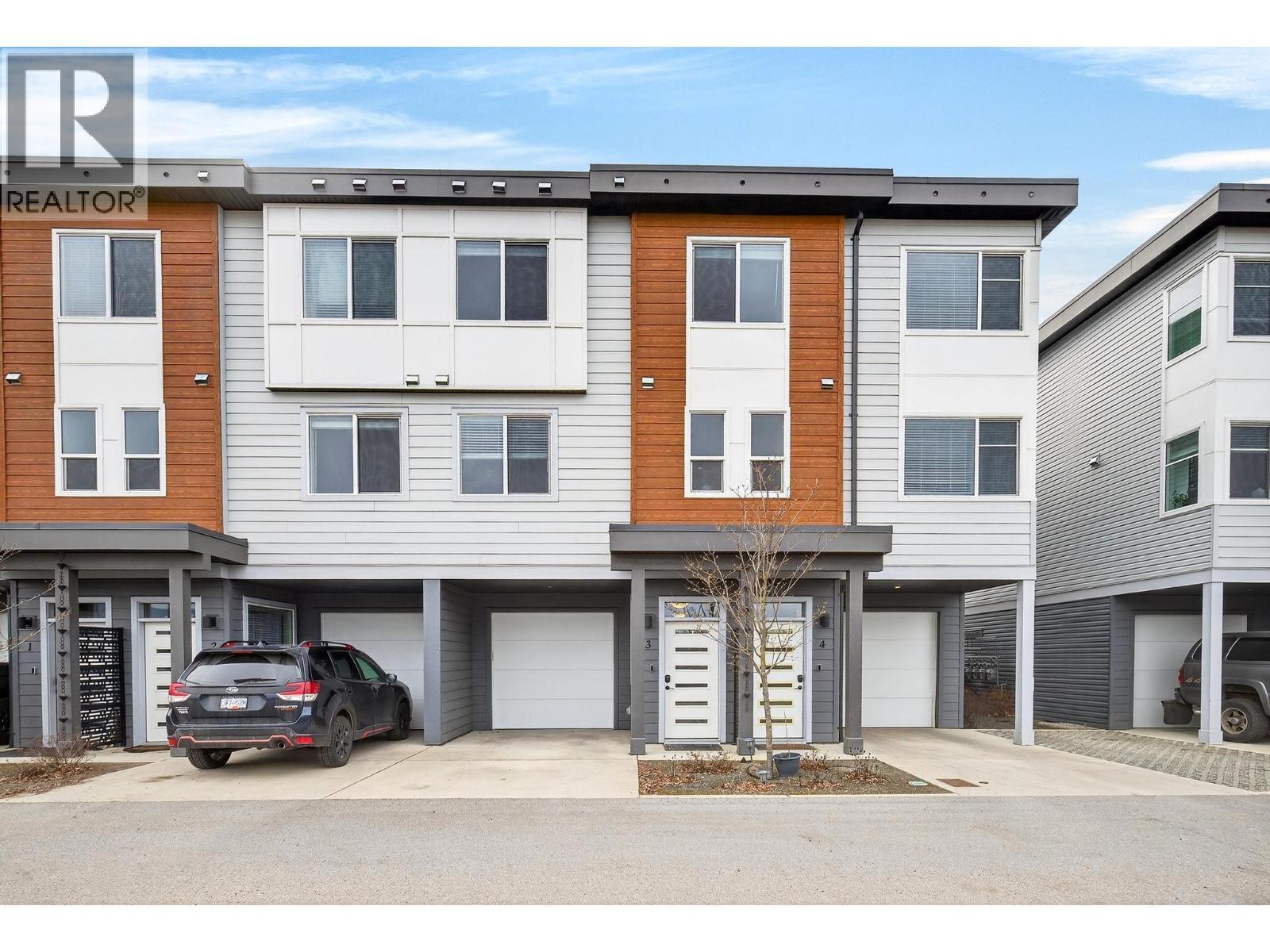3405 16 Avenue Unit# 3, Vernon, BC - Outdoor With Facade