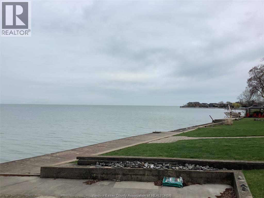 11506 Riverside, Windsor, ON - Outdoor With Body Of Water With View