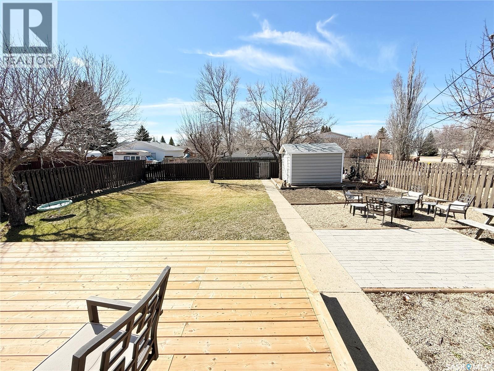 787 Brimacombe Drive, Weyburn, SK - Outdoor